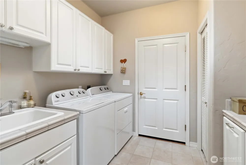 193 Alderwood Drive Chehalis, WA 98532