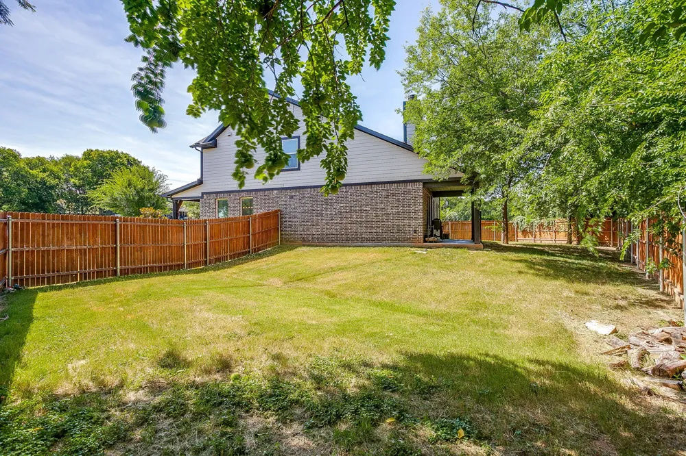 826 Rumfield Road White Settlement, TX 76108