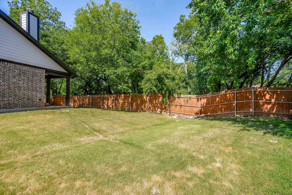 826 Rumfield Road White Settlement, TX 76108