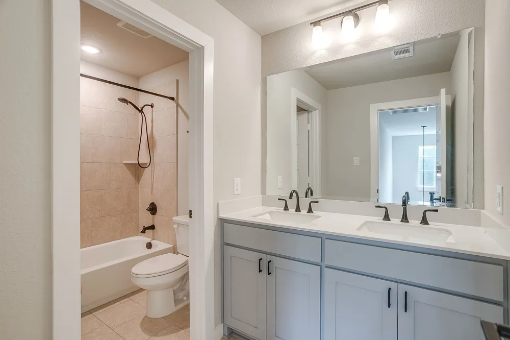826 Rumfield Road White Settlement, TX 76108
