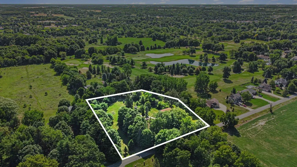 3988 Beeman Road Williamston, MI 48895