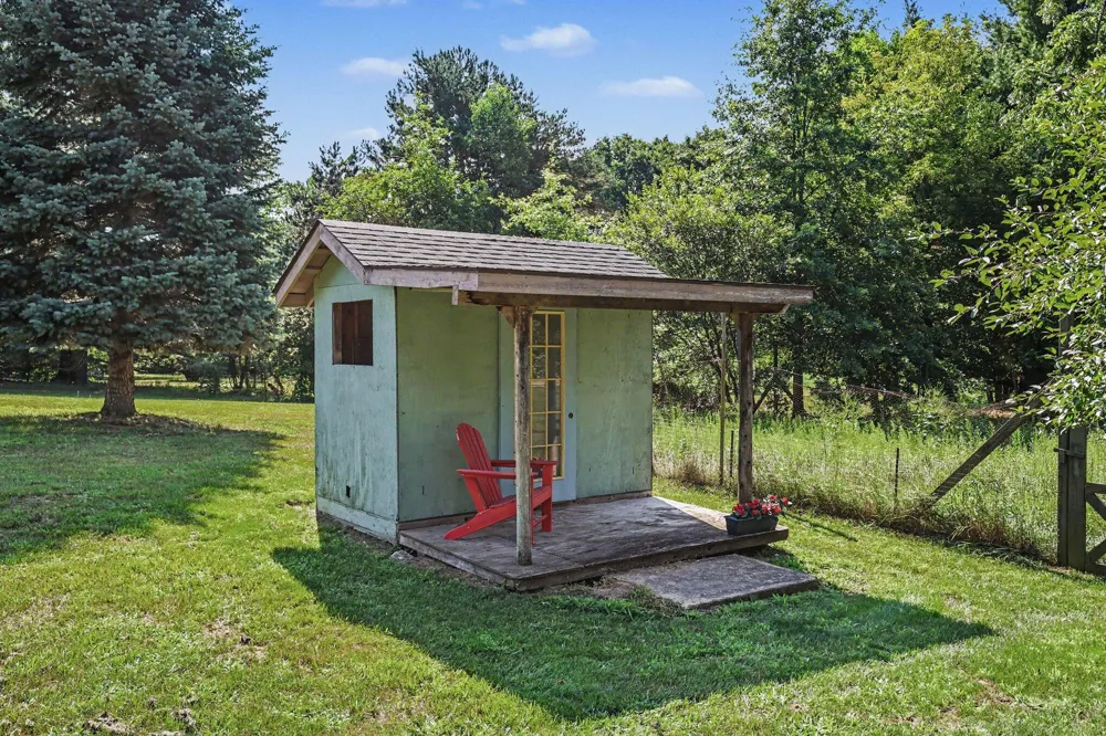 3988 Beeman Road Williamston, MI 48895
