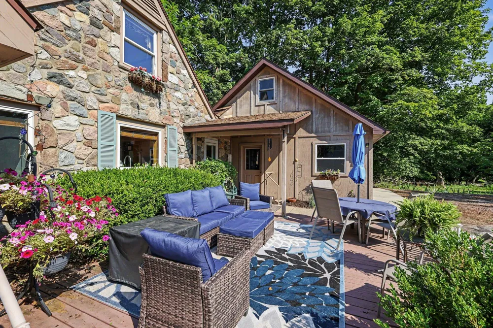 3988 Beeman Road Williamston, MI 48895