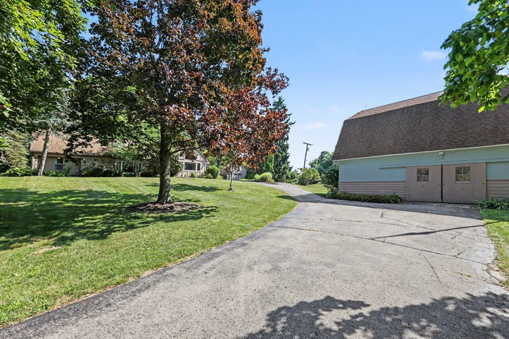 3988 Beeman Road Williamston, MI 48895