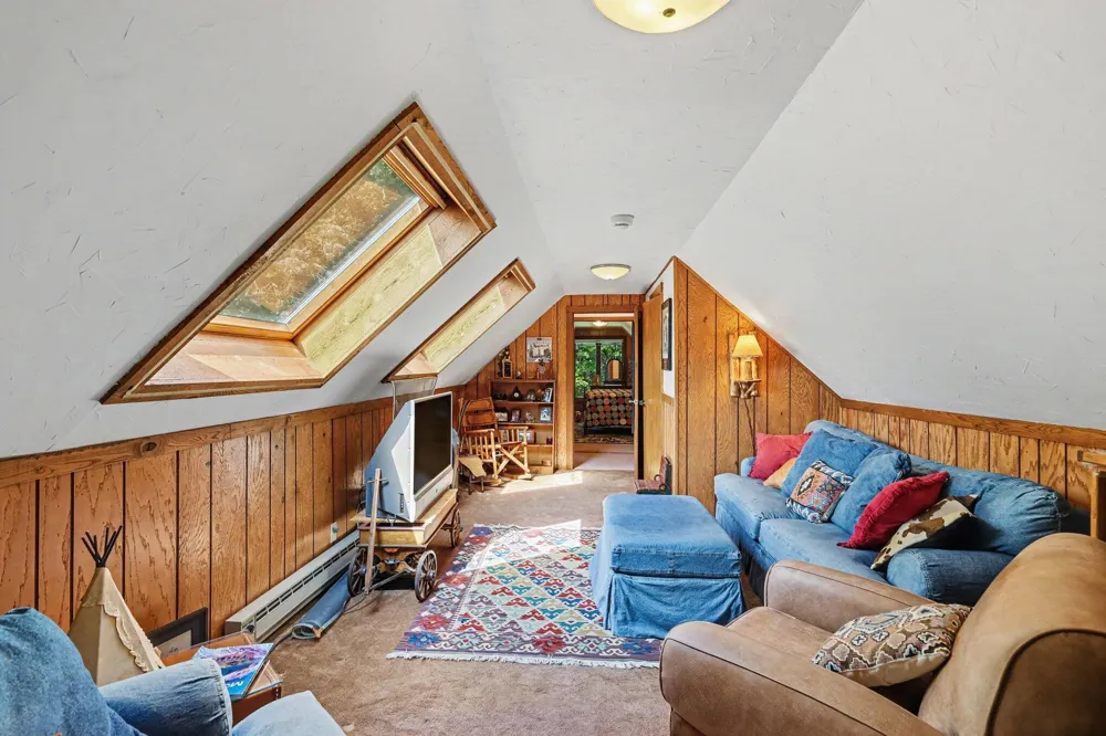 3988 Beeman Road Williamston, MI 48895