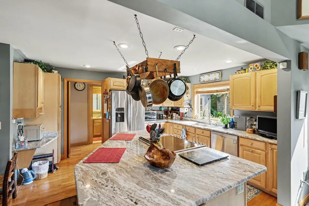 3988 Beeman Road Williamston, MI 48895