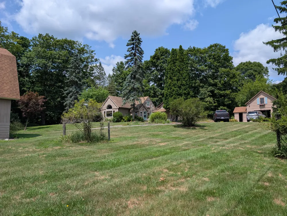 3988 Beeman Road Williamston, MI 48895