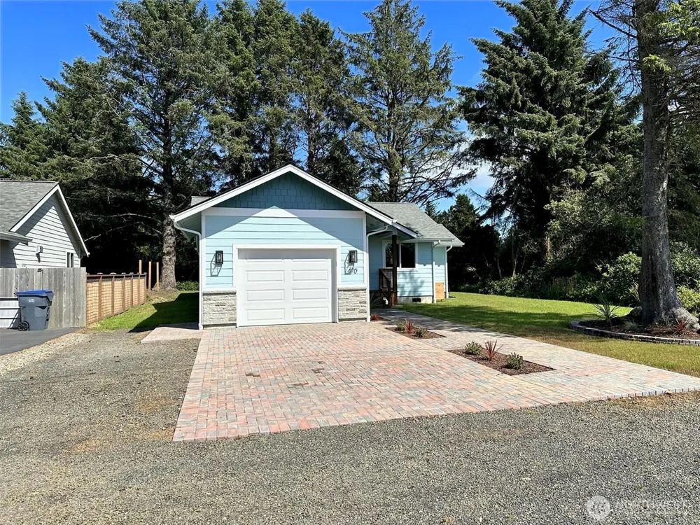 470 Volans Avenue SW Ocean Shores, WA 98569