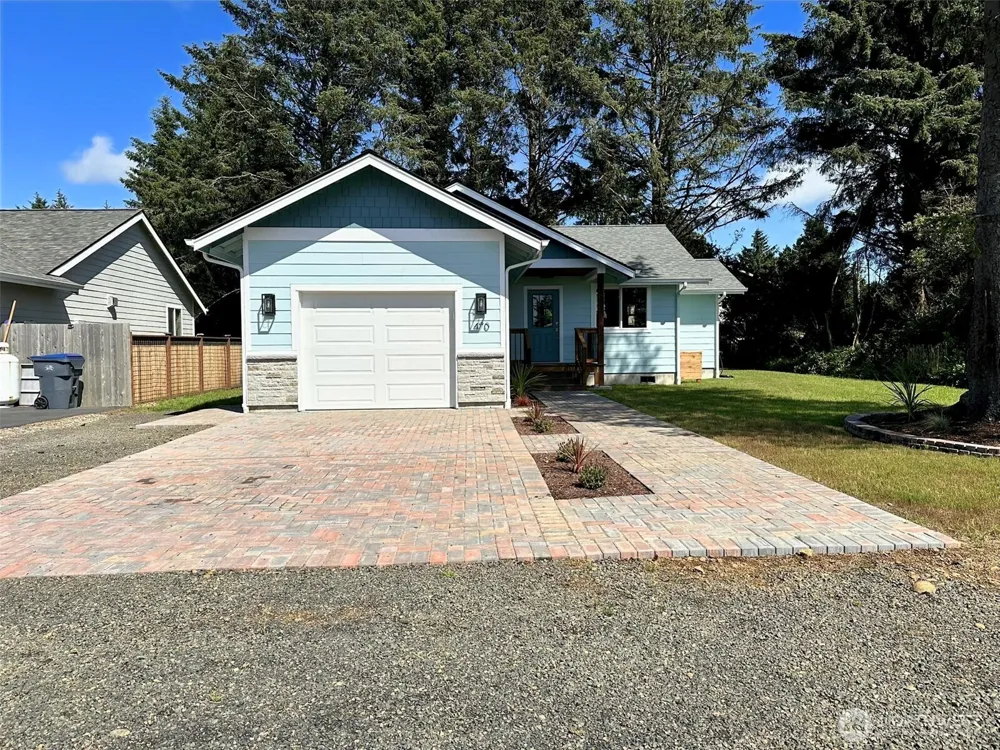 470 Volans Avenue SW Ocean Shores, WA 98569