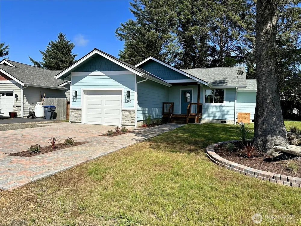 470 Volans Avenue SW Ocean Shores, WA 98569