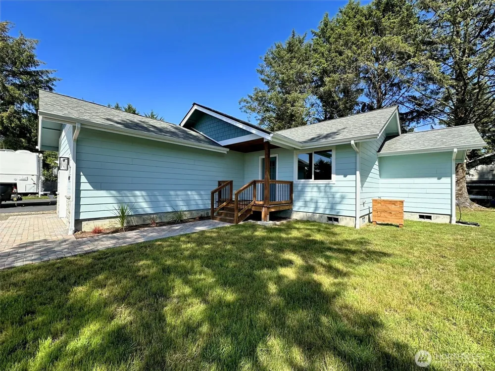 470 Volans Avenue SW Ocean Shores, WA 98569