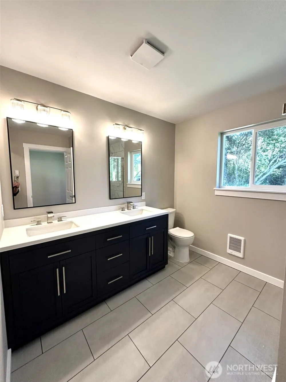 470 Volans Avenue SW Ocean Shores, WA 98569