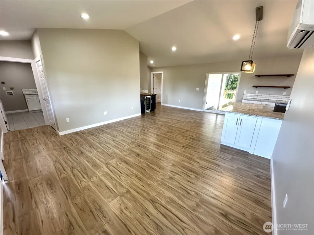 470 Volans Avenue SW Ocean Shores, WA 98569