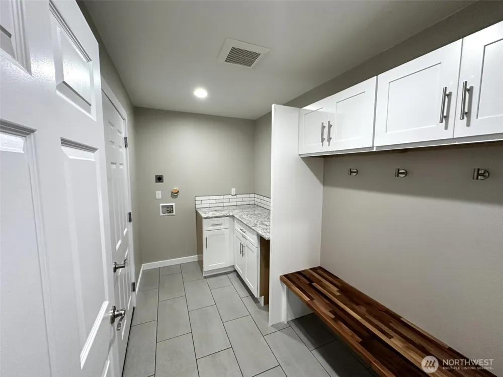 470 Volans Avenue SW Ocean Shores, WA 98569