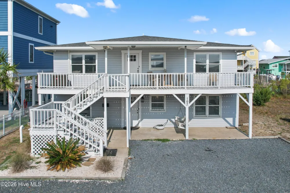 107 Lions Paw Street Holden Beach, NC 28462