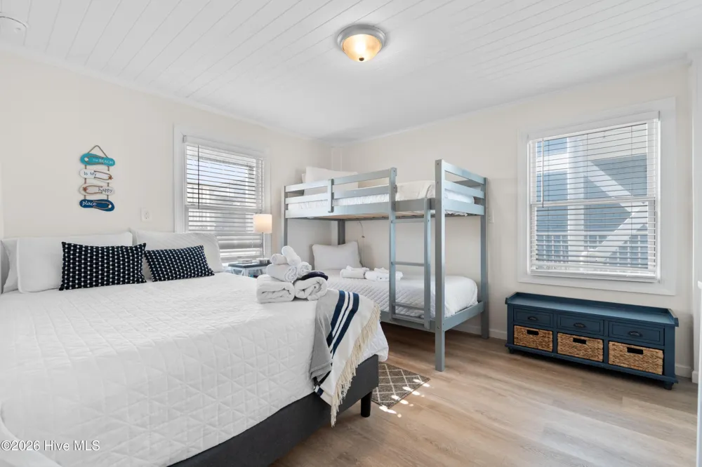 107 Lions Paw Street Holden Beach, NC 28462