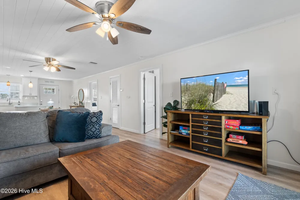 107 Lions Paw Street Holden Beach, NC 28462