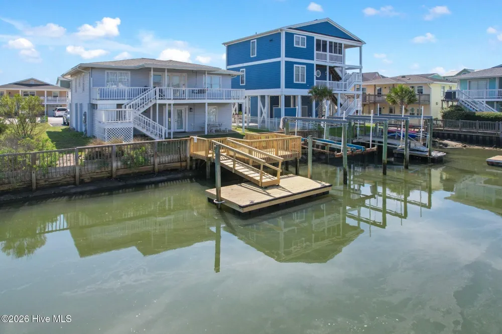 107 Lions Paw Street Holden Beach, NC 28462