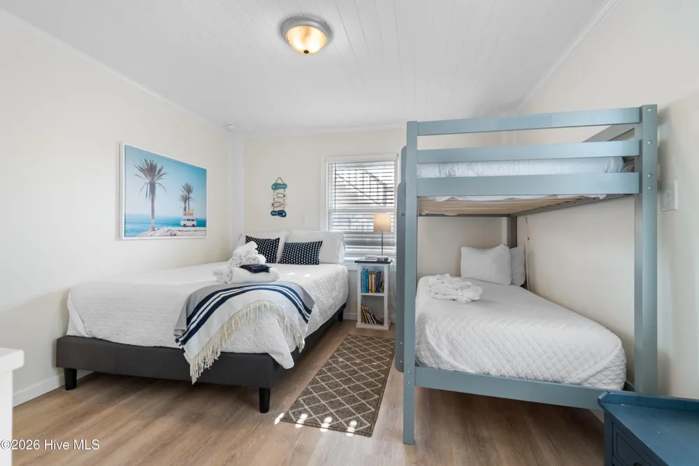 107 Lions Paw Street Holden Beach, NC 28462