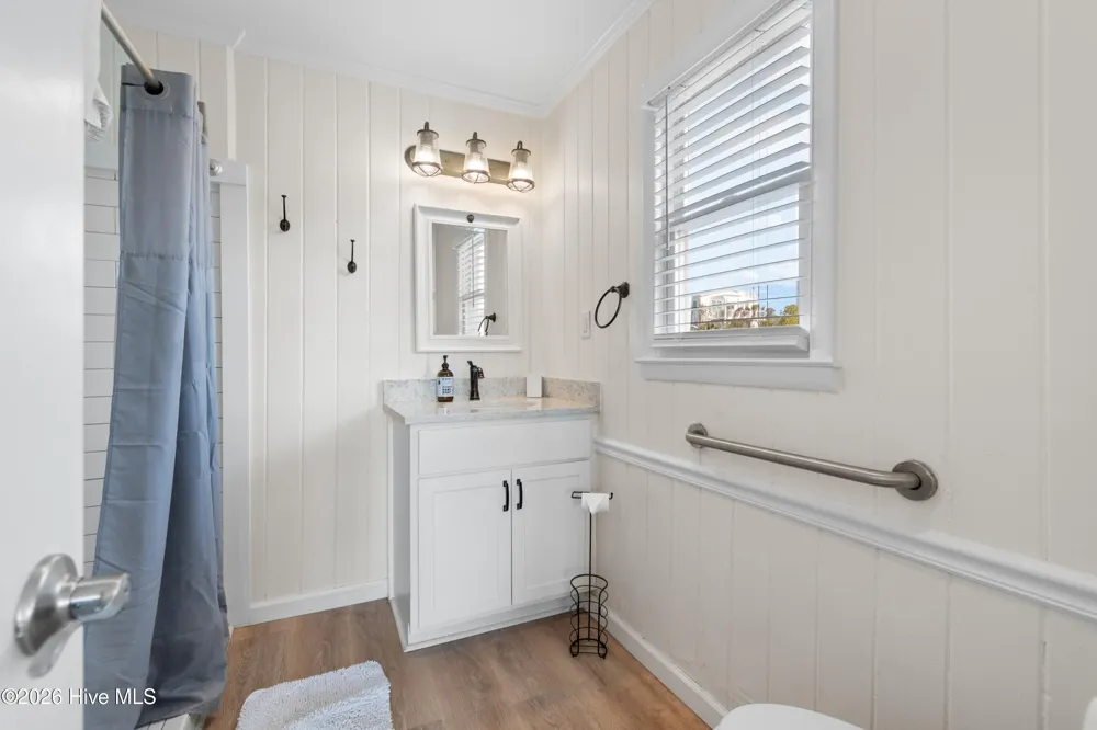 107 Lions Paw Street Holden Beach, NC 28462