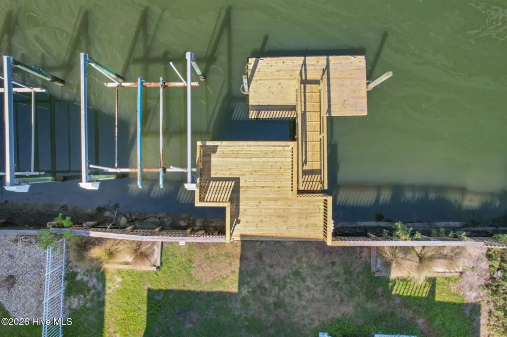 107 Lions Paw Street Holden Beach, NC 28462