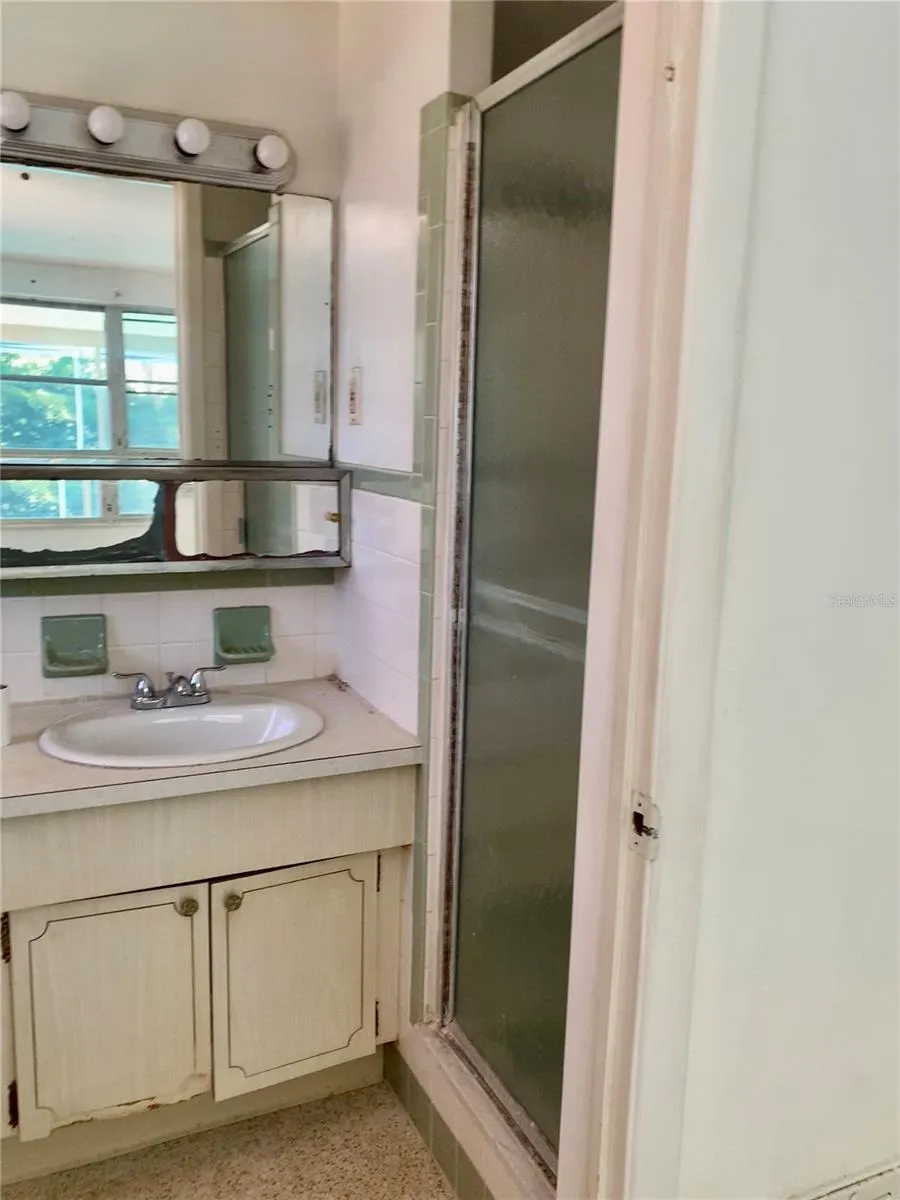 8024 JASMINE BOULEVARD Port Richey, FL 34668