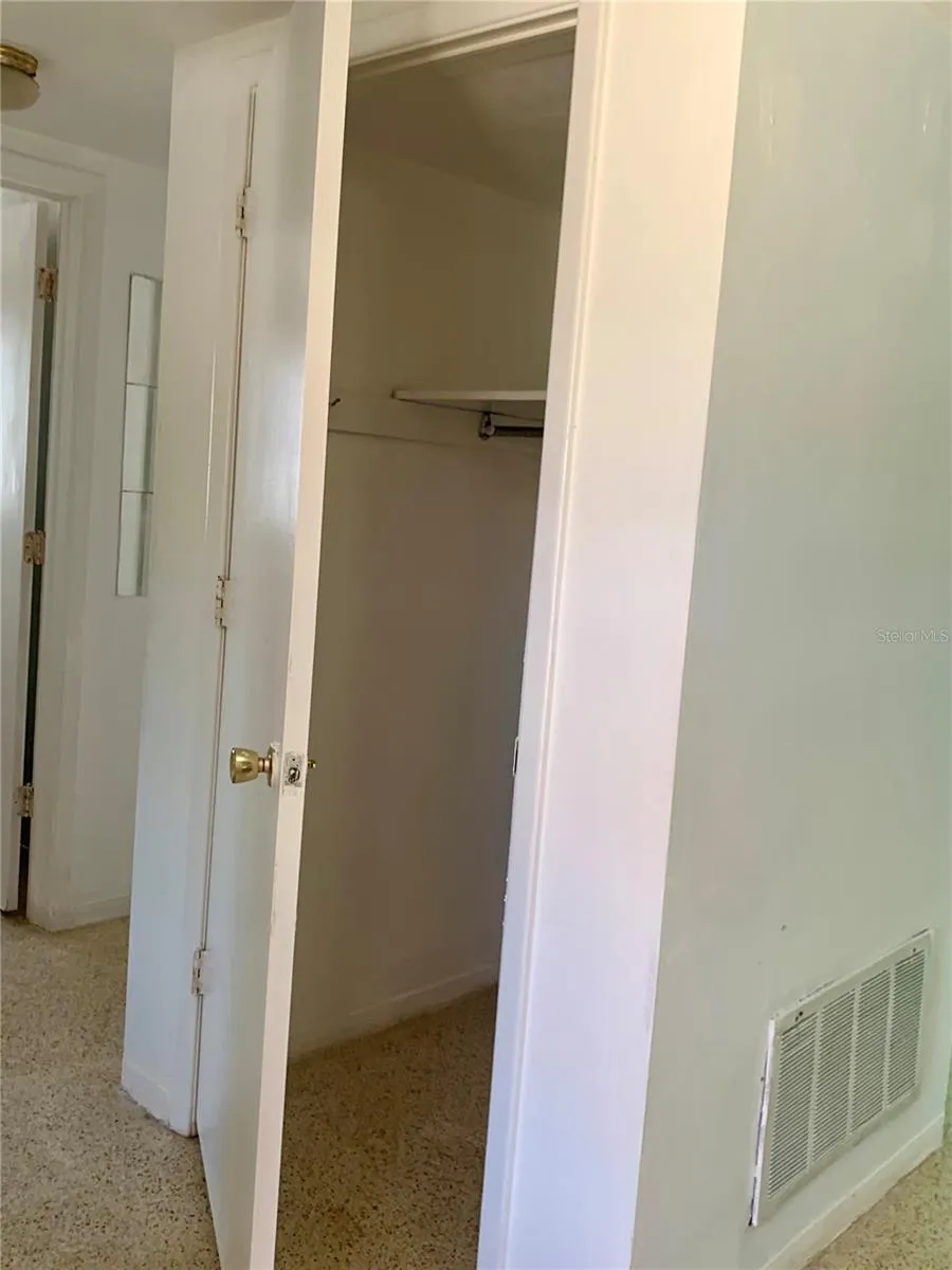 8024 JASMINE BOULEVARD Port Richey, FL 34668