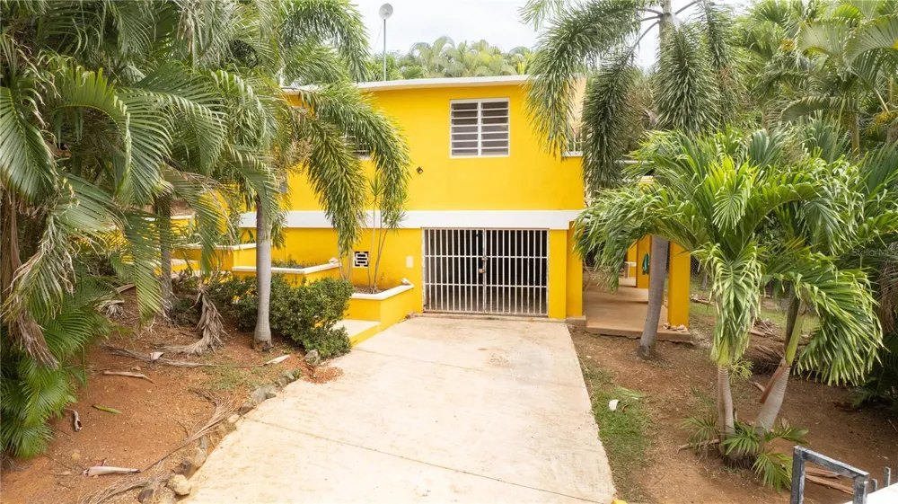 615 BRAVOS DE BOSTON Vieques, PR 00765