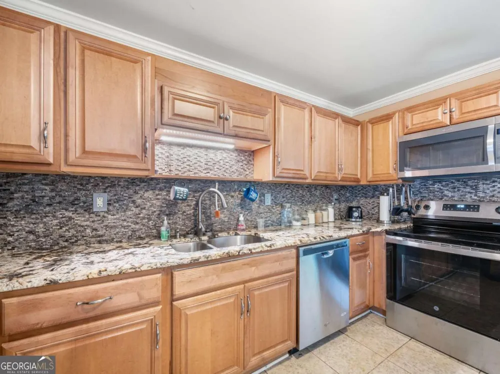 5082 Highway 197 N Clarkesville, GA 30523