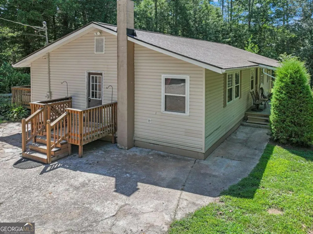 5082 Highway 197 N Clarkesville, GA 30523