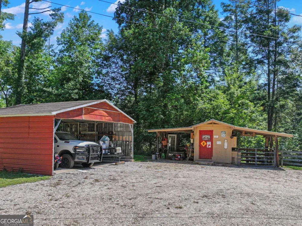 5082 Highway 197 N Clarkesville, GA 30523