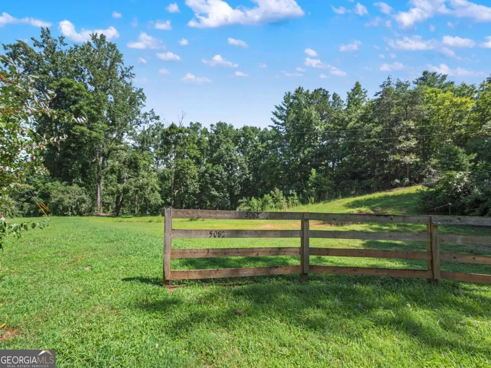5082 Highway 197 N Clarkesville, GA 30523