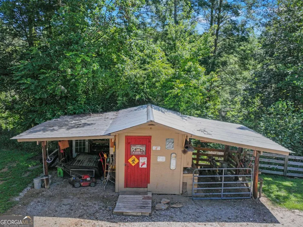 5082 Highway 197 N Clarkesville, GA 30523