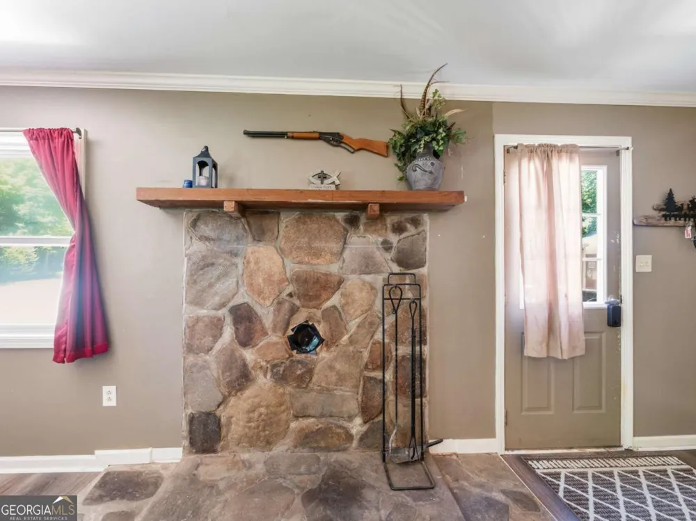 5082 Highway 197 N Clarkesville, GA 30523