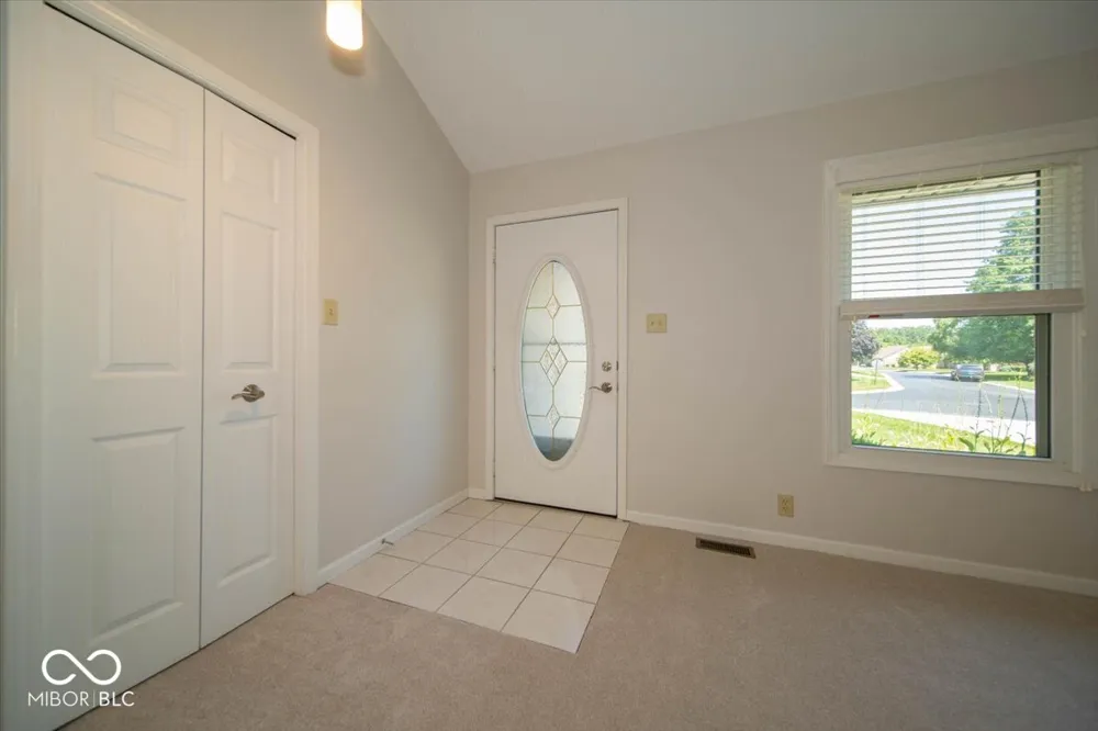 6601 W Talamore Court Yorktown, IN 47396