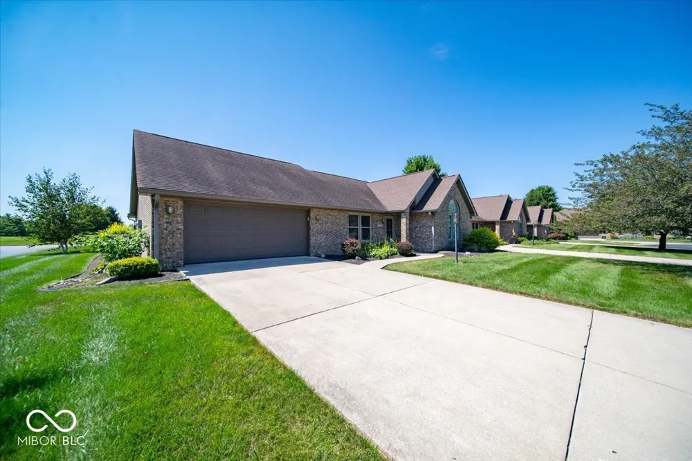 6601 W Talamore Court Yorktown, IN 47396