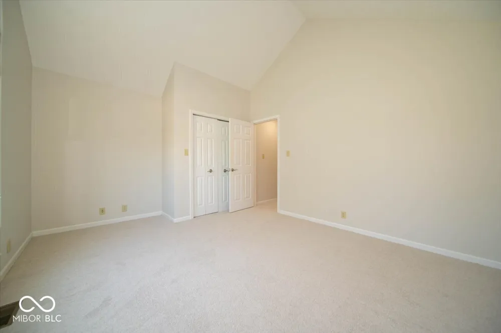 6601 W Talamore Court Yorktown, IN 47396