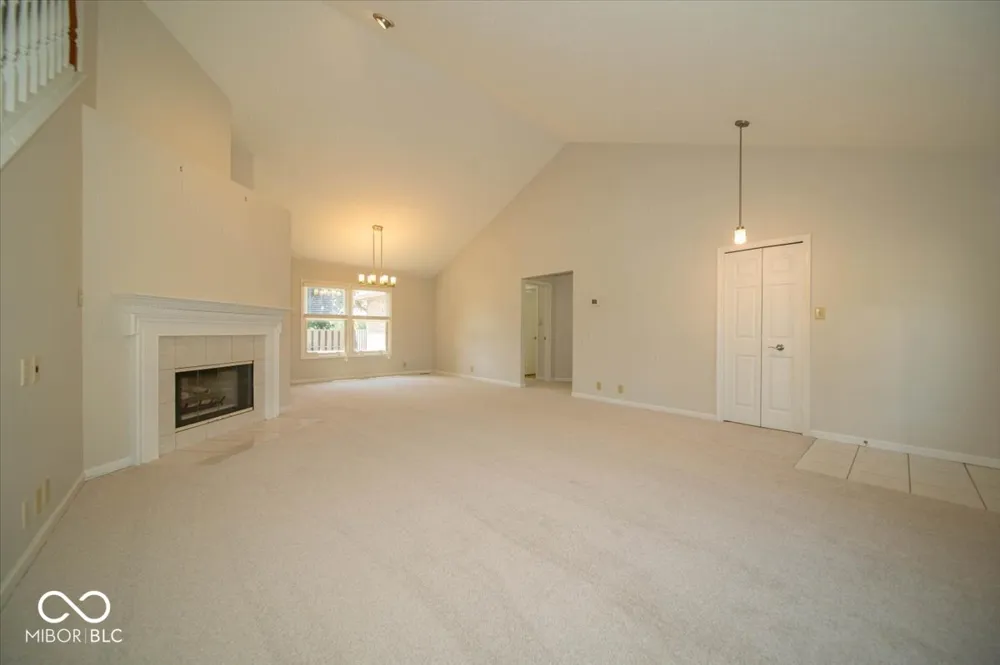6601 W Talamore Court Yorktown, IN 47396