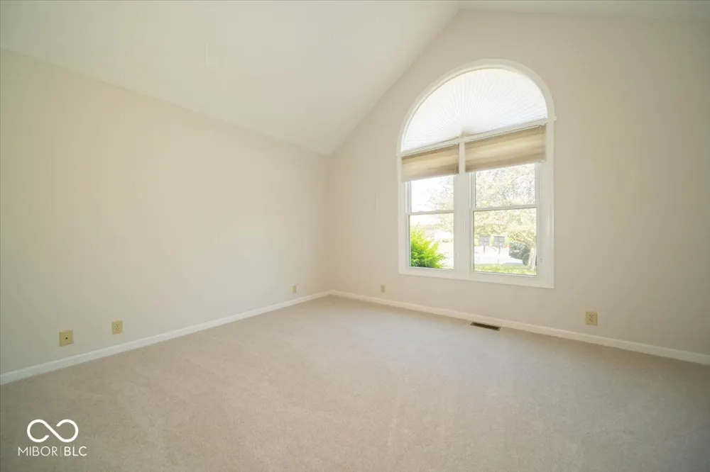 6601 W Talamore Court Yorktown, IN 47396