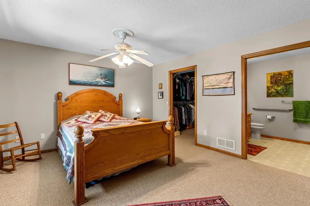 10968 Kirby Boulevard Chisago City, MN 55013