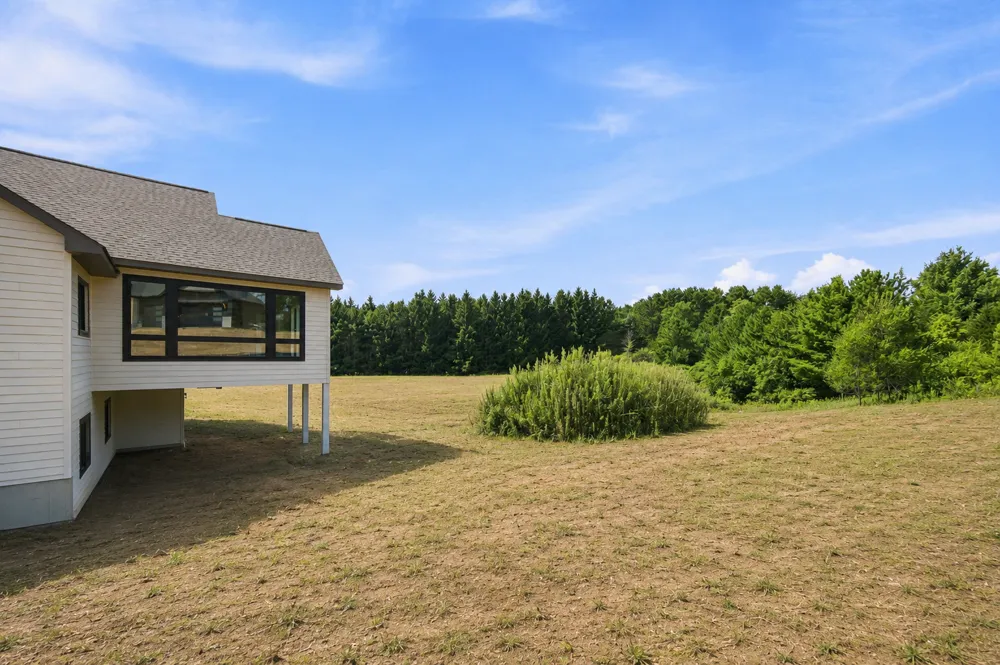 529 Chapman Hills Ct Hudson, WI 54016