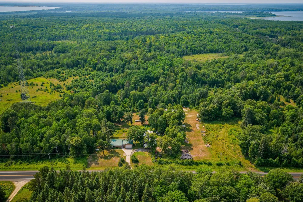 1723 Scenic Highway NE Pennington, MN 56663
