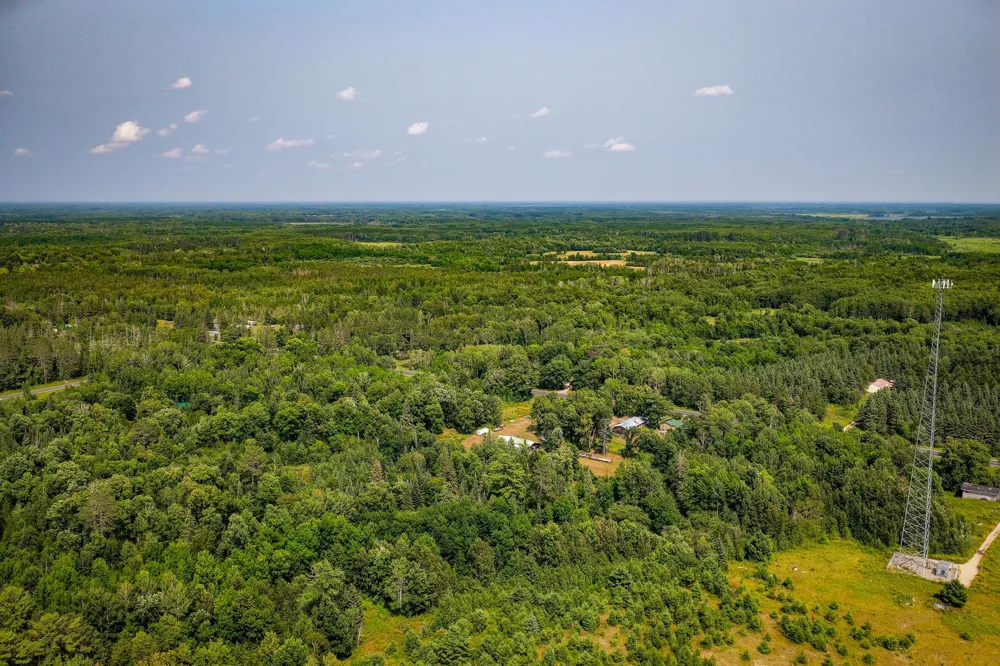 1723 Scenic Highway NE Pennington, MN 56663