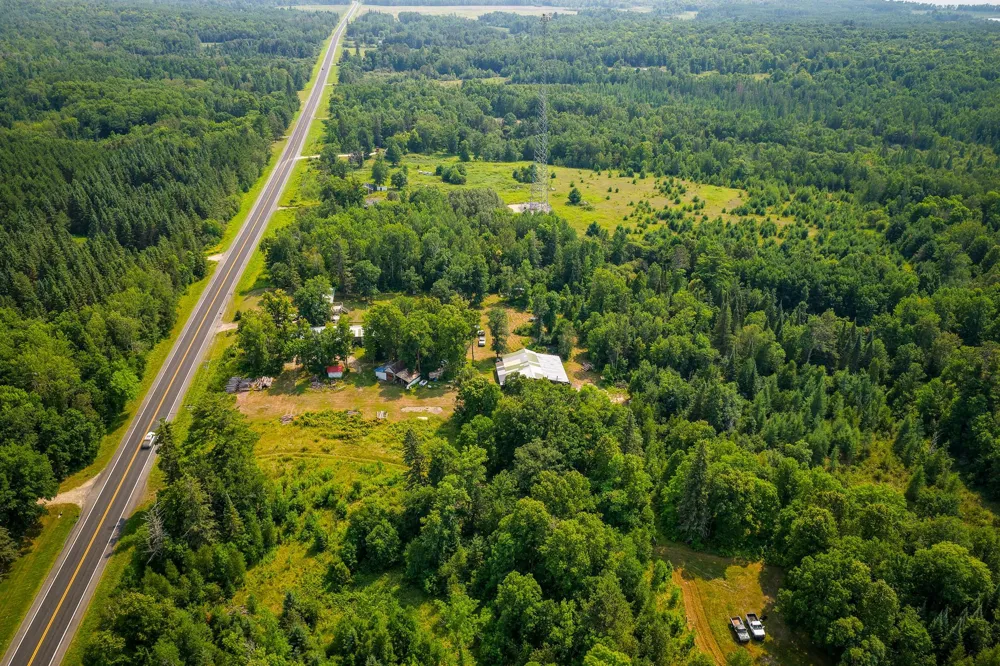 1723 Scenic Highway NE Pennington, MN 56663