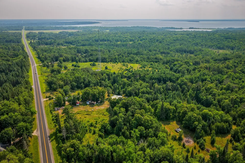 1723 Scenic Highway NE Pennington, MN 56663