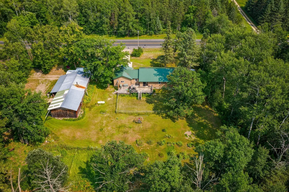 1723 Scenic Highway NE Pennington, MN 56663