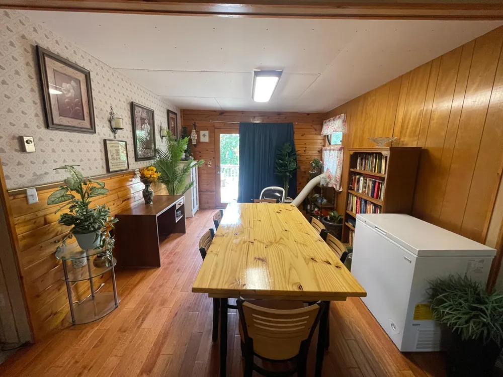 1723 Scenic Highway NE Pennington, MN 56663