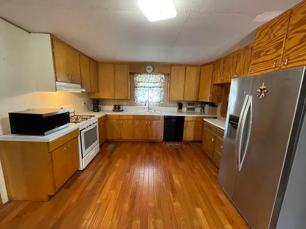 1723 Scenic Highway NE Pennington, MN 56663