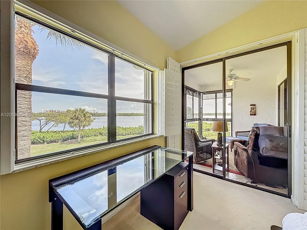6082 SE Landing Way #11 Stuart, FL 34997