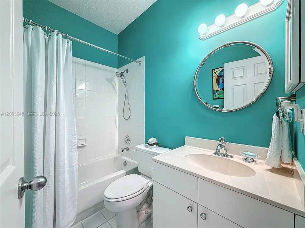 6082 SE Landing Way #11 Stuart, FL 34997